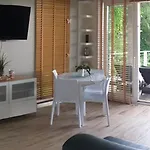 Morskie Widoki Z Klifu Appartamento Mechelinki